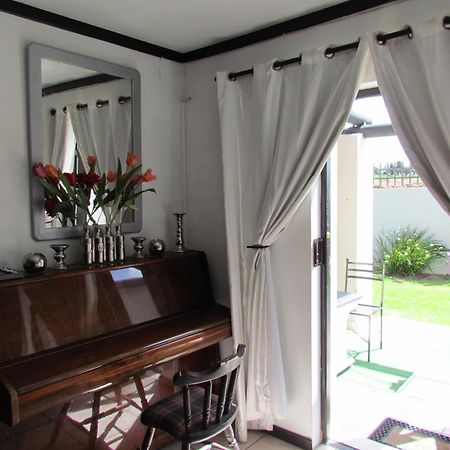 Santini Lace Self Catering Unit Plettenberg Bay Ngoại thất bức ảnh