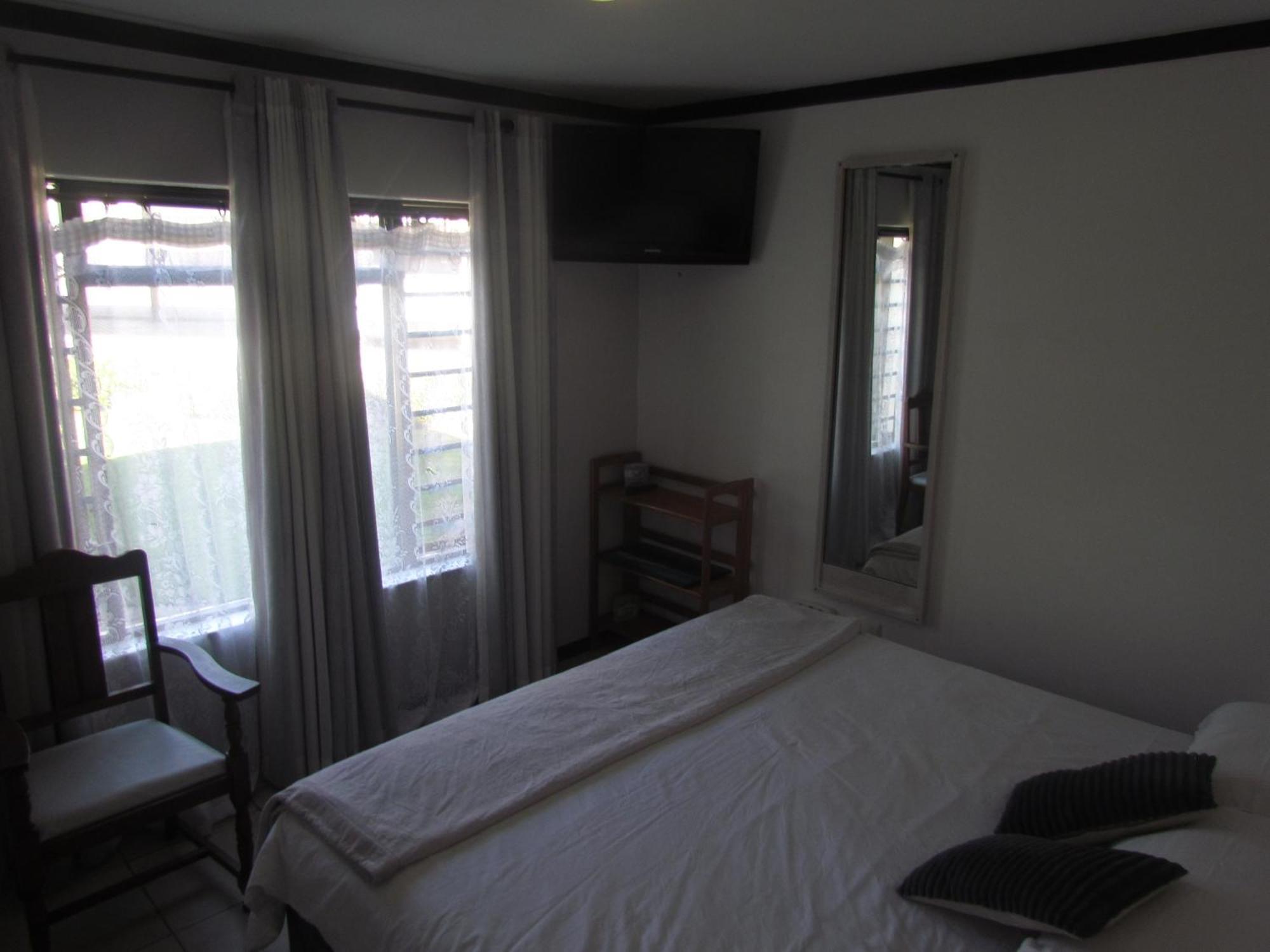 Santini Lace Self Catering Unit Plettenberg Bay Ngoại thất bức ảnh